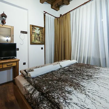 Guest House Leshten