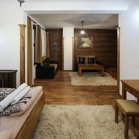 Guest House Leshten