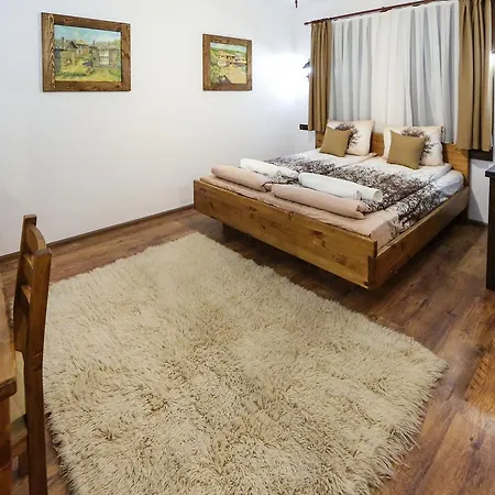 Πανσιόν Guest House Leshten 2*