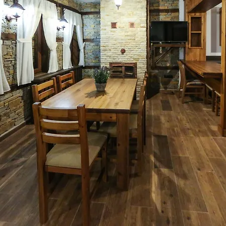 Guest House Leshten Πανσιόν 2*